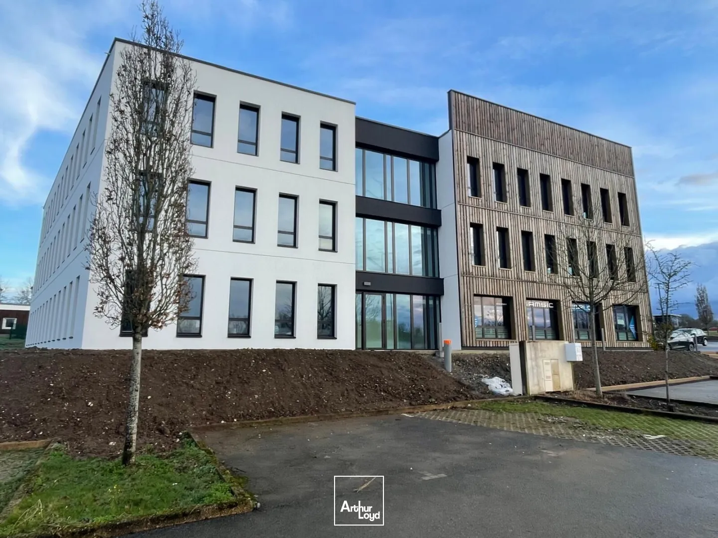 Bureaux - Vente - PLOERMEL - 56800 - 51-766 - 7624297