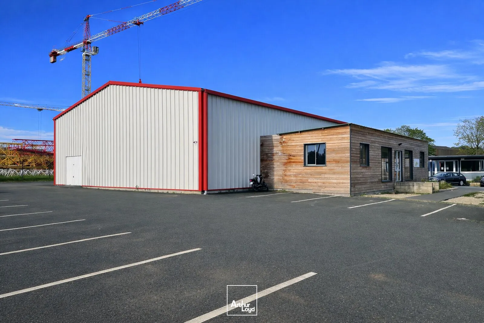 Locaux d'activité & Entrepôts - Vente - LAIGNEVILLE - 60290 - 766-766 - 7624344