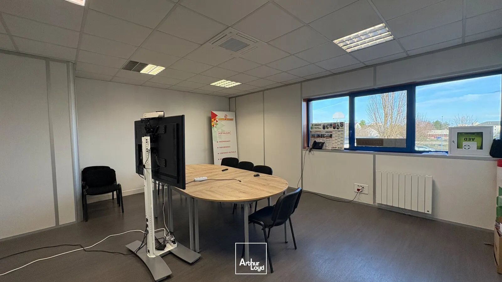 Locaux d'activité & Entrepôts - Location - LA CHAPELLE SAINT MESMIN - 45380 - 1297.1-1297.1 - 7624489