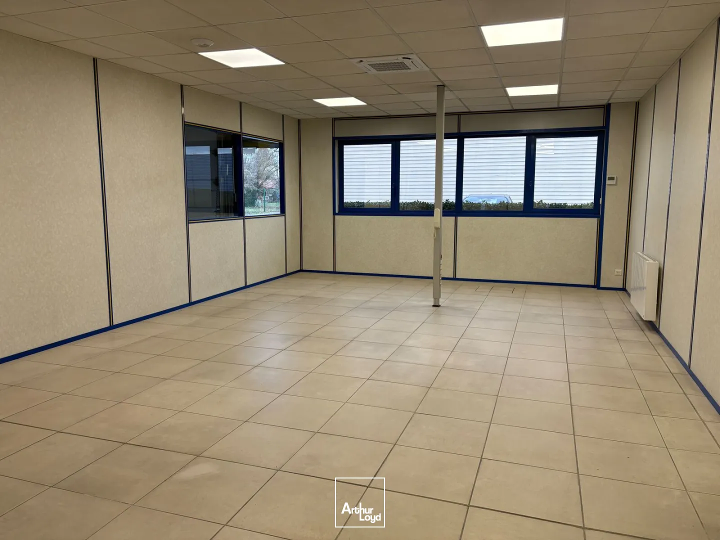 Locaux d'activité & Entrepôts - Location - LA CHAPELLE SAINT MESMIN - 45380 - 1297.1-1297.1 - 7624501