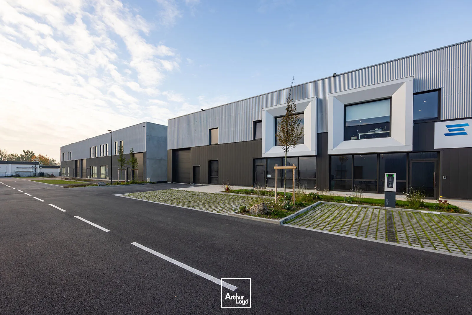 Locaux d'activité & Entrepôts - Vente - QUESNOY SUR DEULE - 59890 - 341-1515 - 7624570