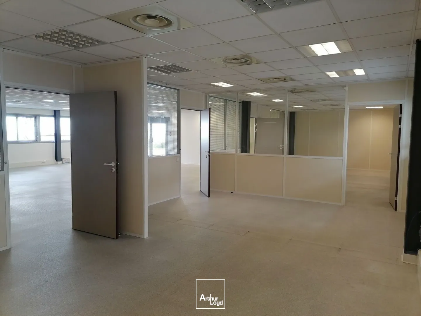 Bureaux - Location - LA CIOTAT - 13600 - 271-271 - 7624852