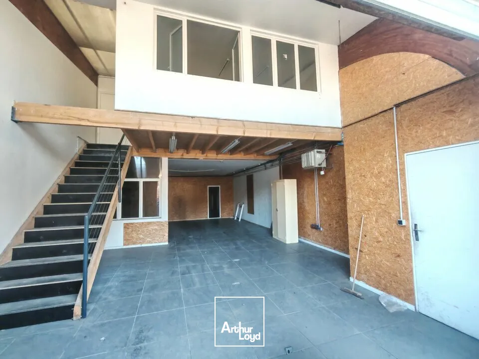 Locaux d'activité & Entrepôts - Location - CORMONTREUIL - 51350 - 140-140 - 7625270