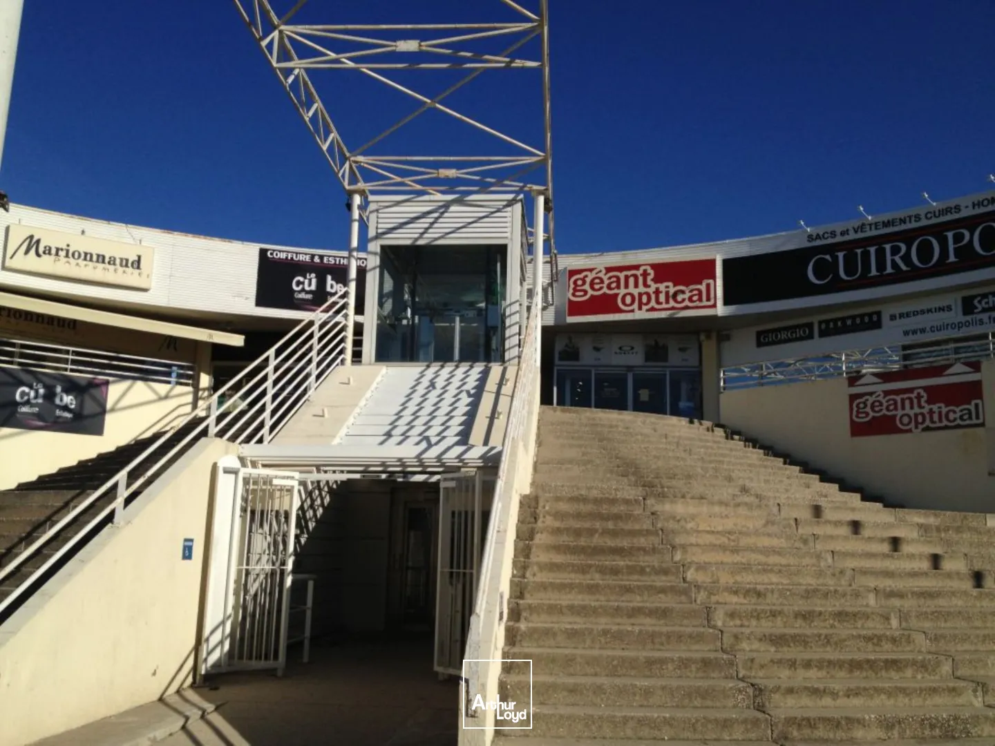 Locaux commerciaux - Location - NIMES - 30900 - 345-1155 - 7625993