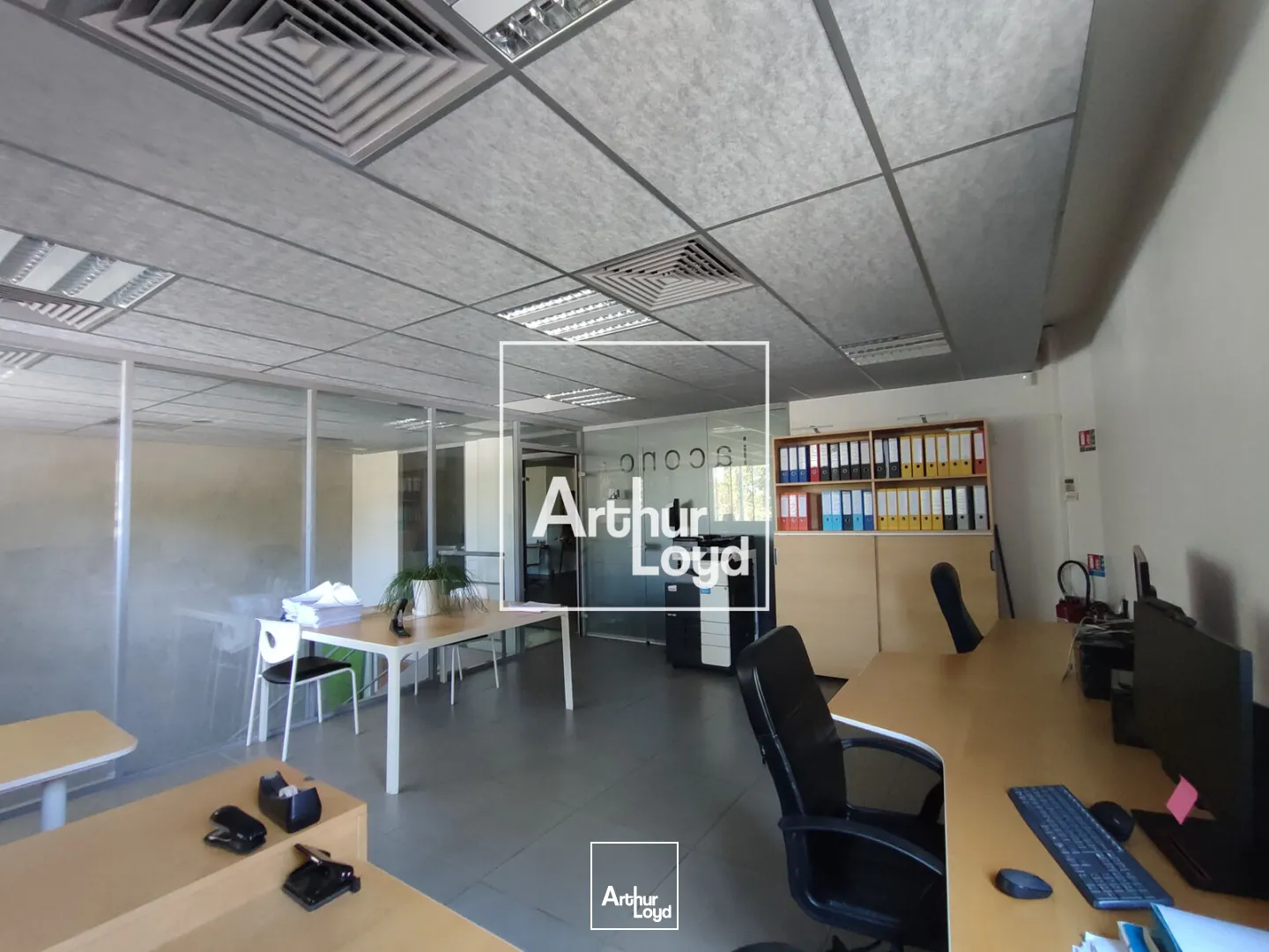 Locaux commerciaux - Vente - NIMES - 30900 - 164-164 - 7626059