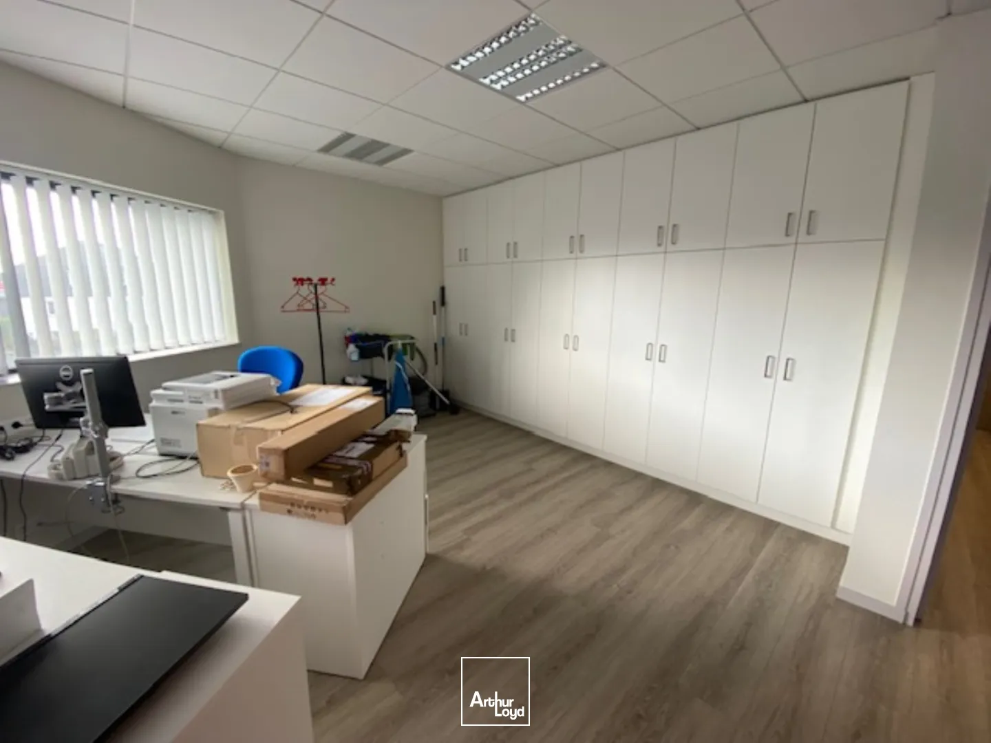 Bureaux - Location - SAINT MARTIN DES CHAMPS - 29600 - 107-107 - 7626071