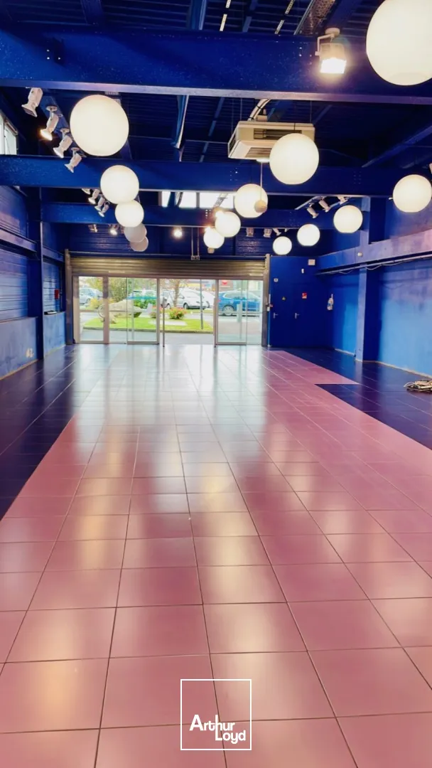 Locaux commerciaux - Location - VENETTE - 60280 - 332-332 - 7626332