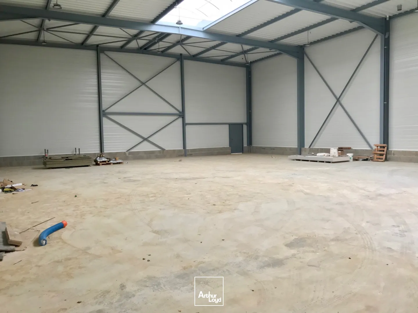 Locaux d'activité & Entrepôts - Location - ALLONNE - 60000 - 524-524 - 7626330