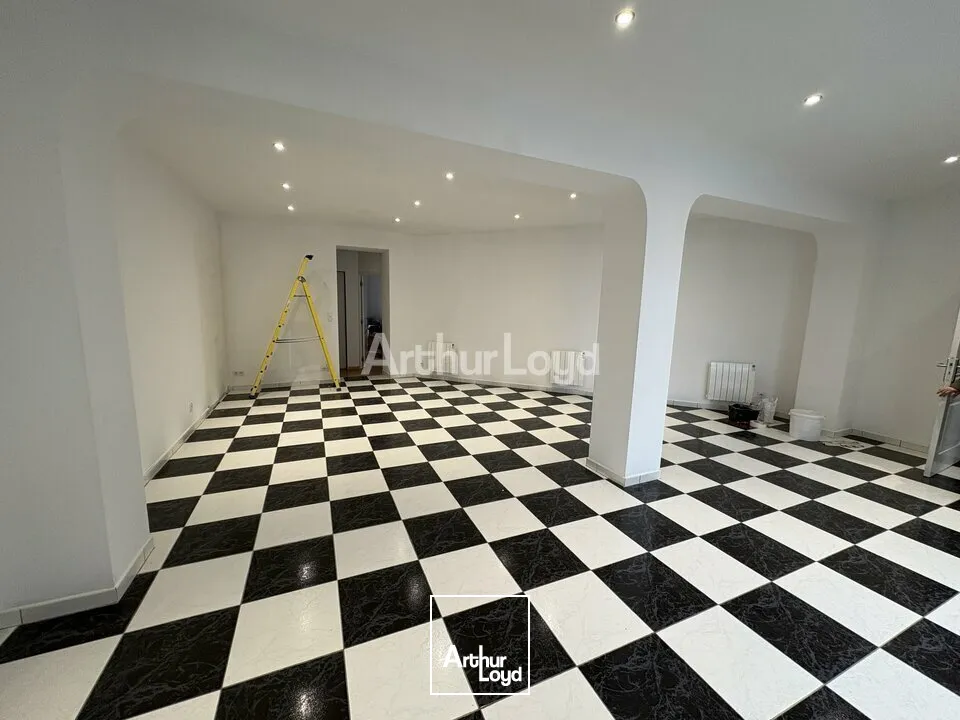 Locaux commerciaux - Location - ÉPERNAY - 51200 - 85-85 - 7627443