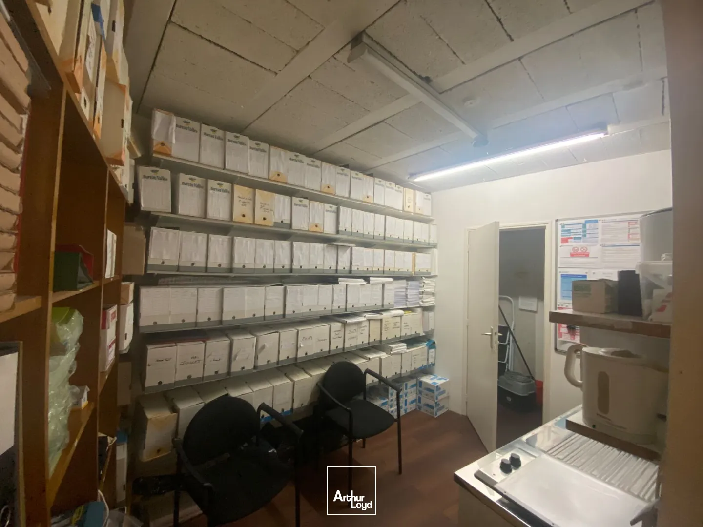 Locaux commerciaux - Location - AURAY - 56400 - 100.09-100.09 - 7628257