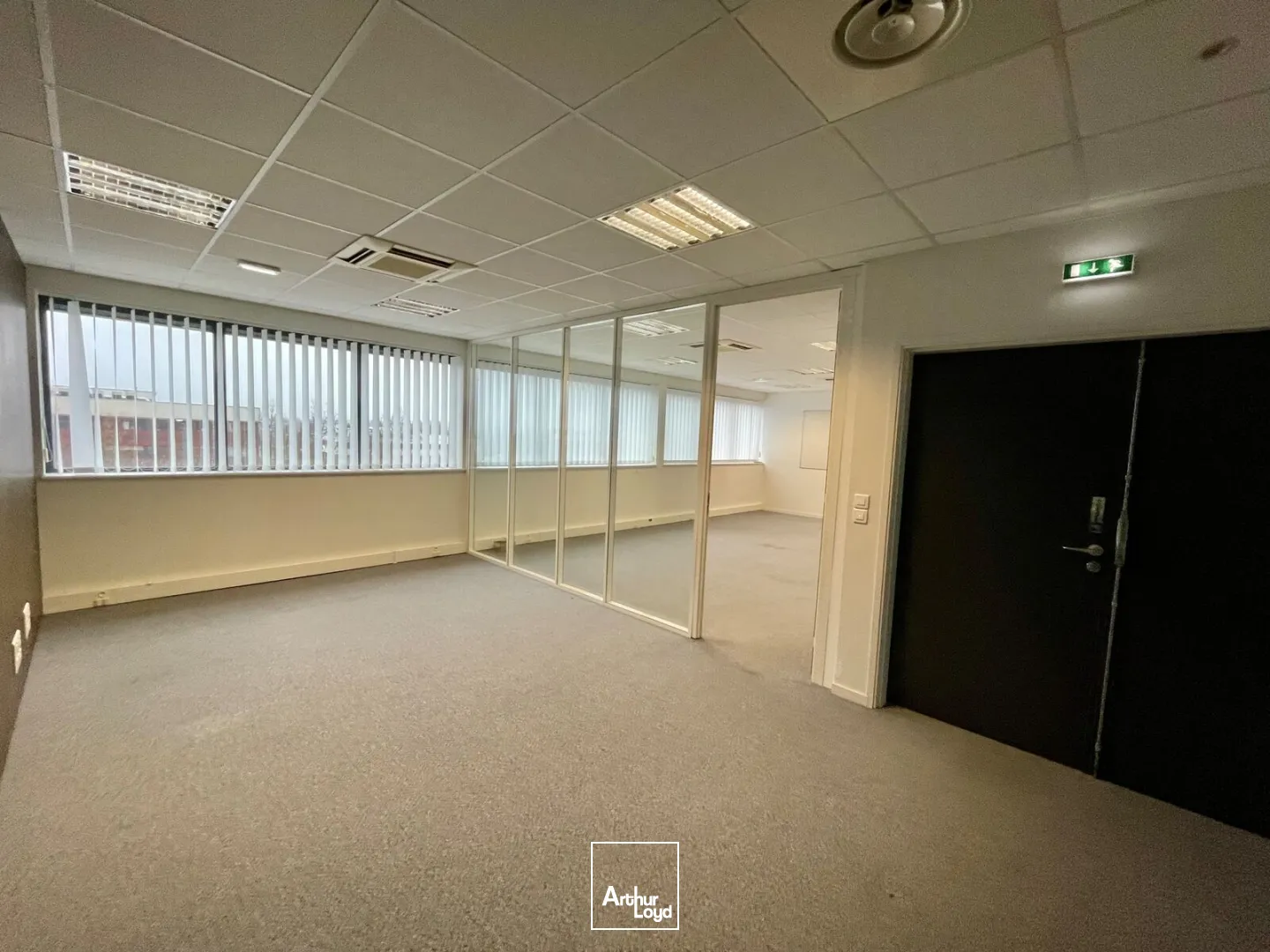 Bureaux - Location - ISNEAUVILLE - 76230 - 142.5-402.5 - 7628564