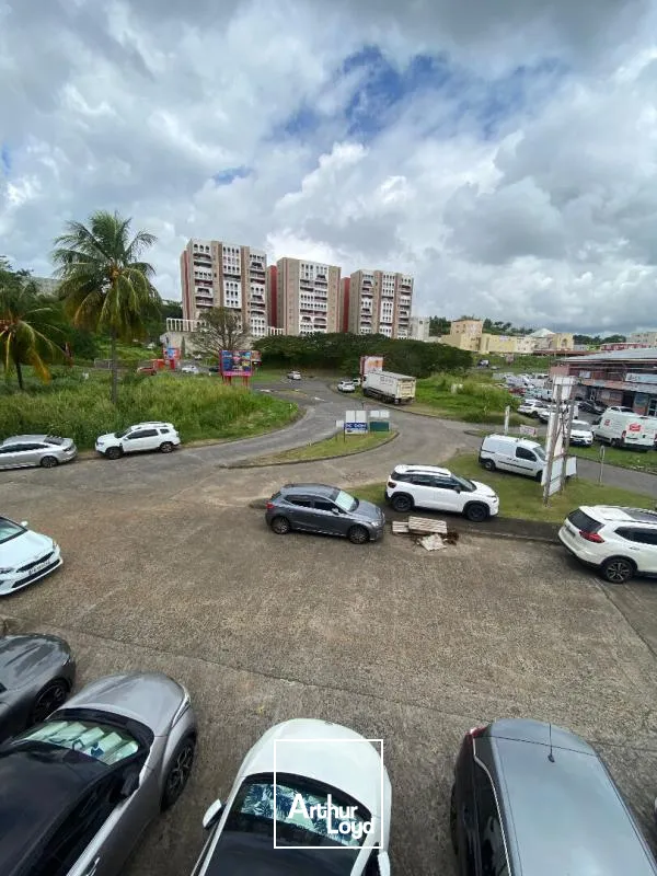 Locaux d'activité & Entrepôts - Location - Fort De France - 97200 - 150-150 - 7629016