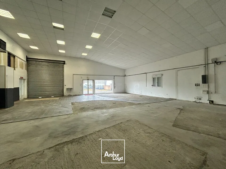 Locaux d'activité & Entrepôts - Location - CHATENOY LE ROYAL - 71880 - 300-300 - 7629707