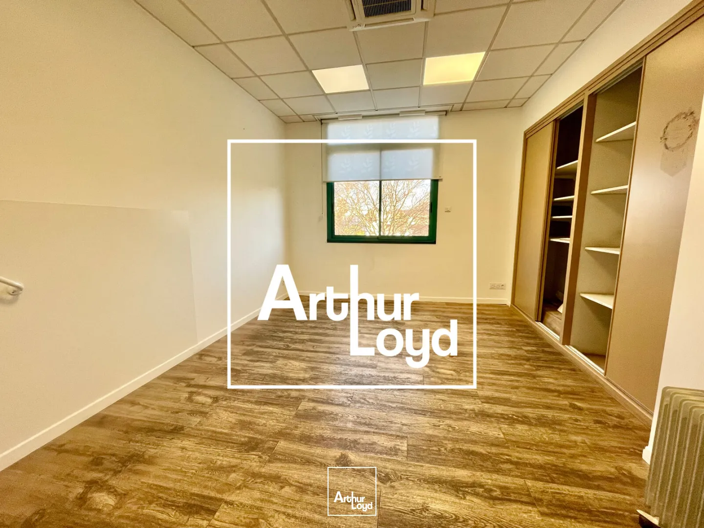 Bureaux - Vente - NIMES - 30900 - 101.08-101.08 - 7629870