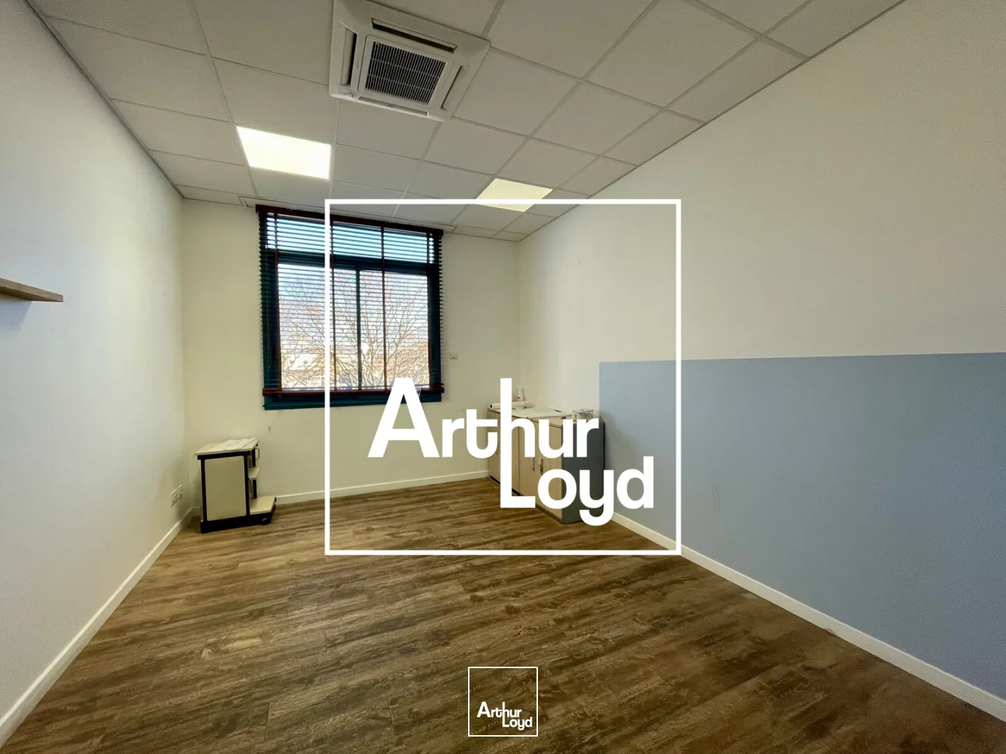 Bureaux - Vente - NIMES - 30900 - 101.08-101.08 - 7629871