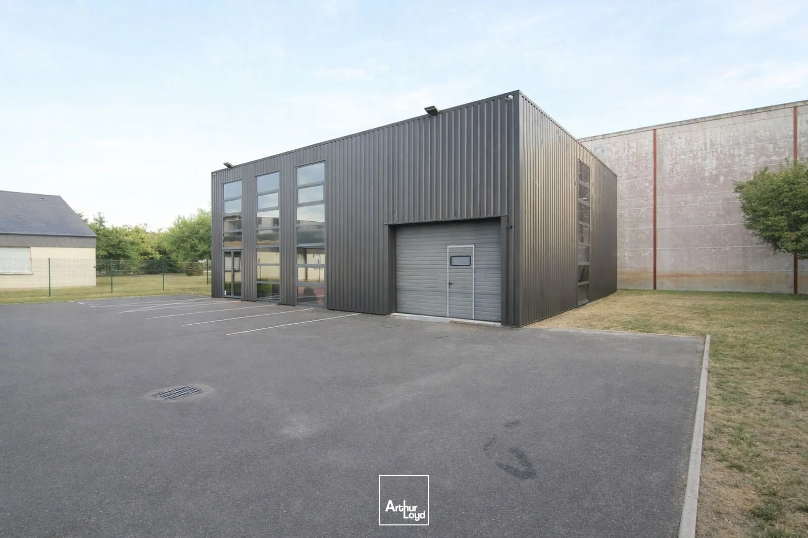 Locaux d'activité & Entrepôts - Location - LA CHAPELLE SAINT MESMIN - 45380 - 343.99-343.99 - 7629995