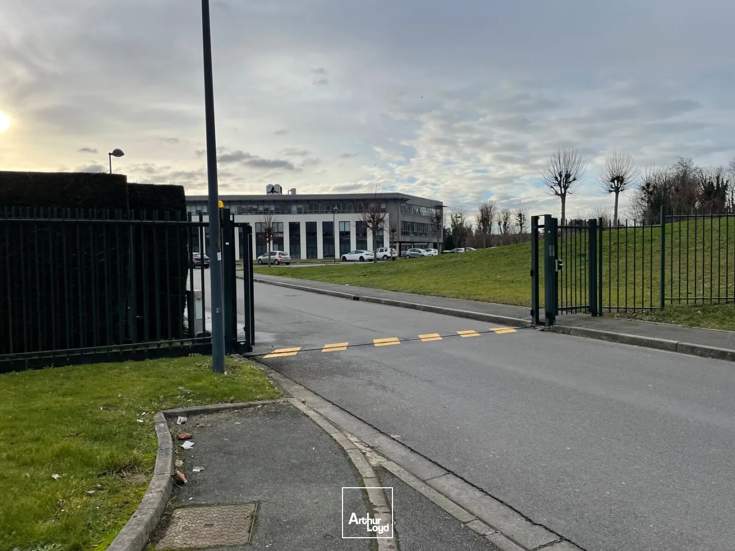 Bureaux - Location - SAINT ANDRE LEZ LILLE - 59350 - 1077.58-4433.94 - 7630066