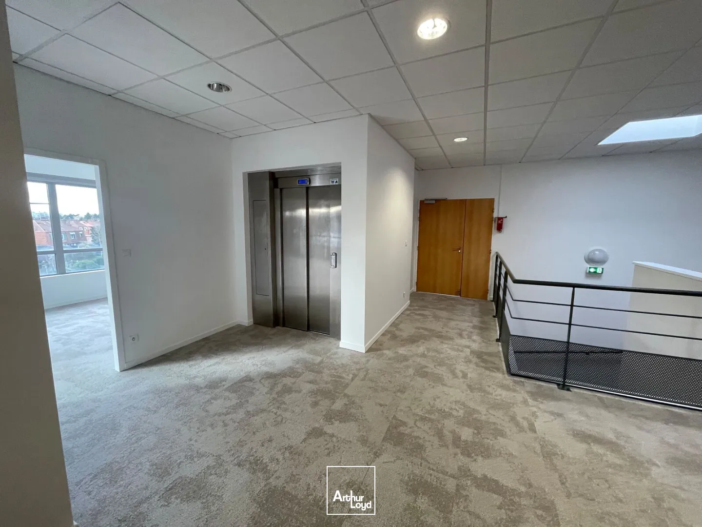 Bureaux - Location - SAINT ANDRE LEZ LILLE - 59350 - 1077.58-4433.94 - 7630075