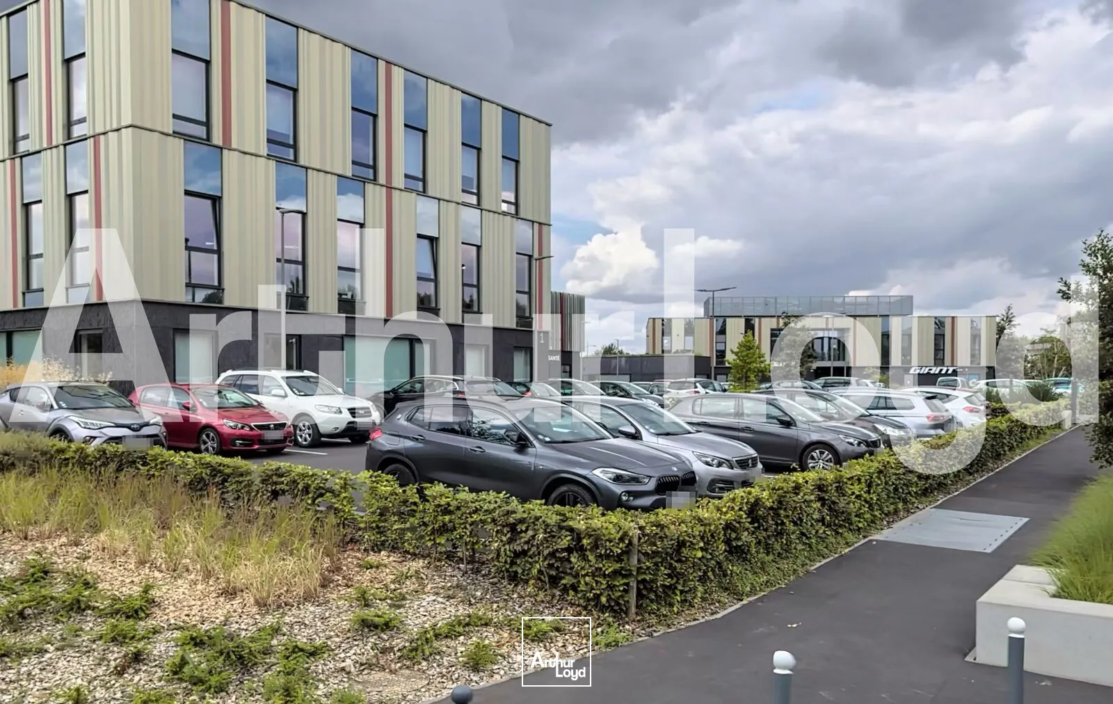 Locaux commerciaux - Location - ENGLOS - 59320 - 223-635 - 7630141