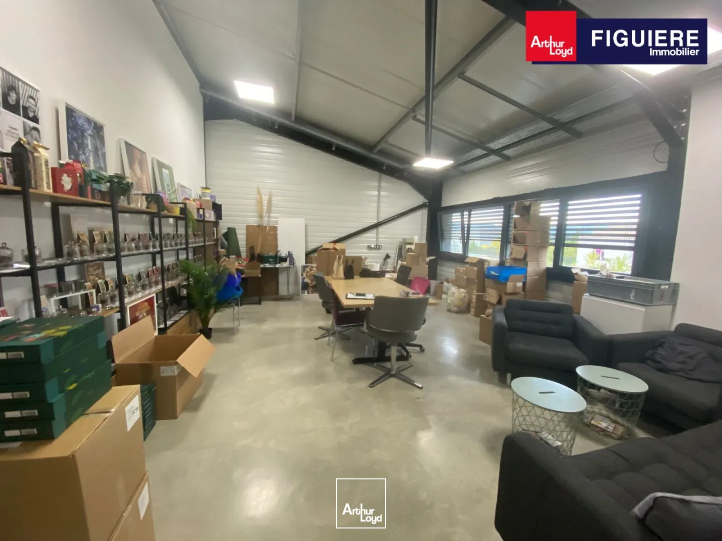 Locaux d'activité & Entrepôts - Location - CHARLEVAL - 13350 - 320-320 - 7632987