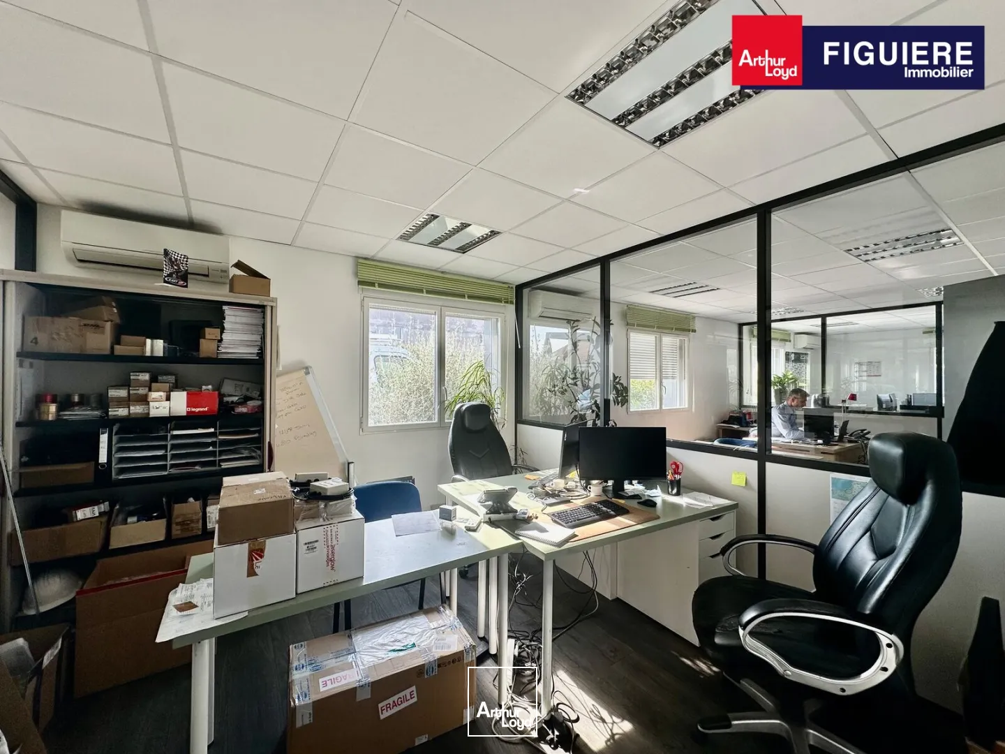 Locaux d'activité & Entrepôts - Location - VELAUX - 13880 - 495-495 - 7633226