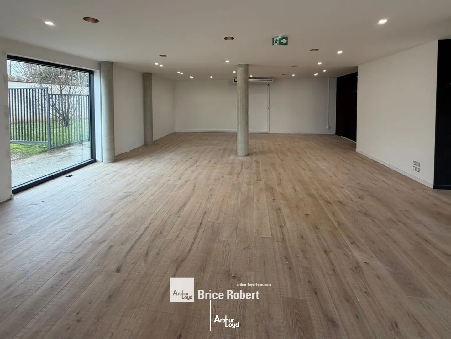 Locaux commerciaux - Location - ECULLY - 69130 - 180-180 - 7634365