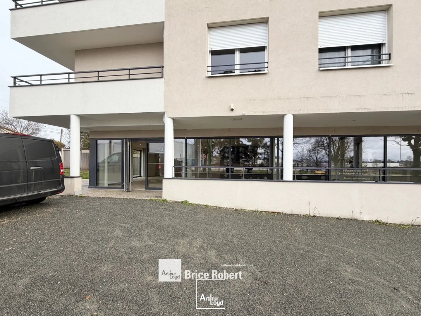 Locaux commerciaux - Location - ECULLY - 69130 - 180-180 - 7634362