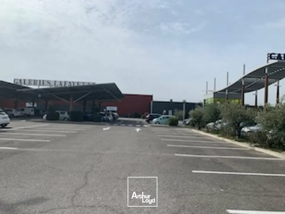 Locaux commerciaux - Location - AVIGNON - 84000 - 176-176 - 7634482