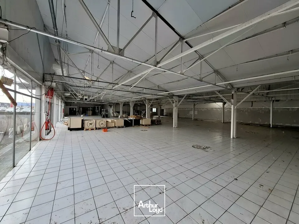 Locaux commerciaux - Location - AUBIÈRE - 63170 - 1027-1027 - 7634504