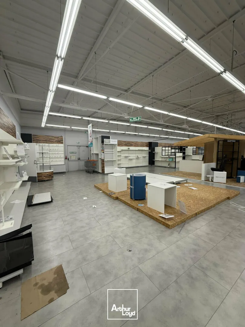 Locaux commerciaux - Location - MALEMORT - 19360 - 904-904 - 7634527