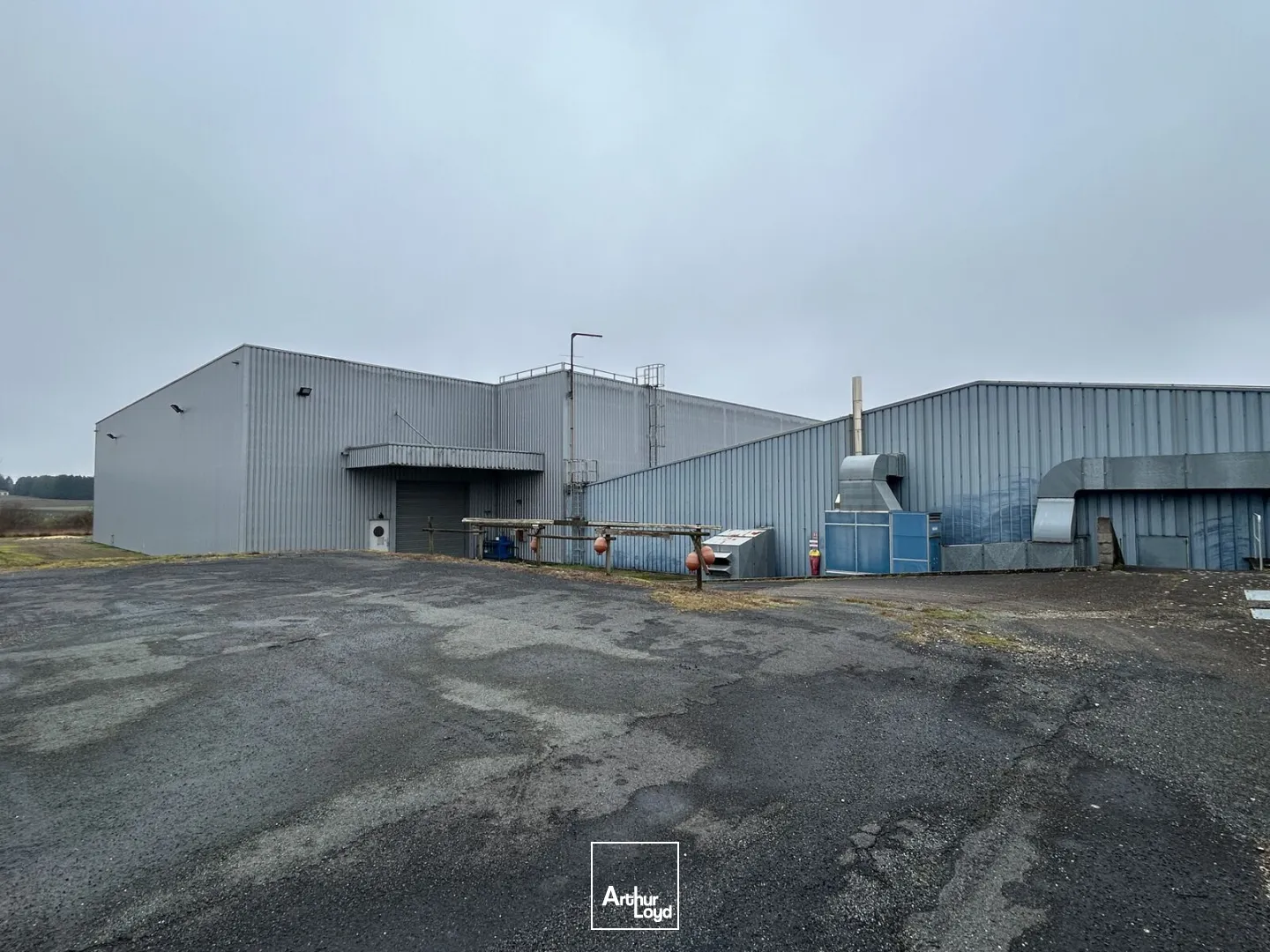 Locaux commerciaux - Vente - CHEVANCEAUX - 17210 - 6300-6300 - 7634775