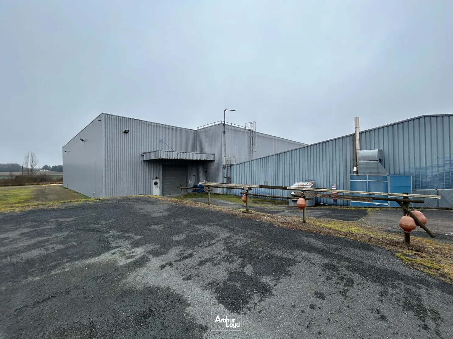 Locaux commerciaux - Vente - CHEVANCEAUX - 17210 - 6300-6300 - 7634776