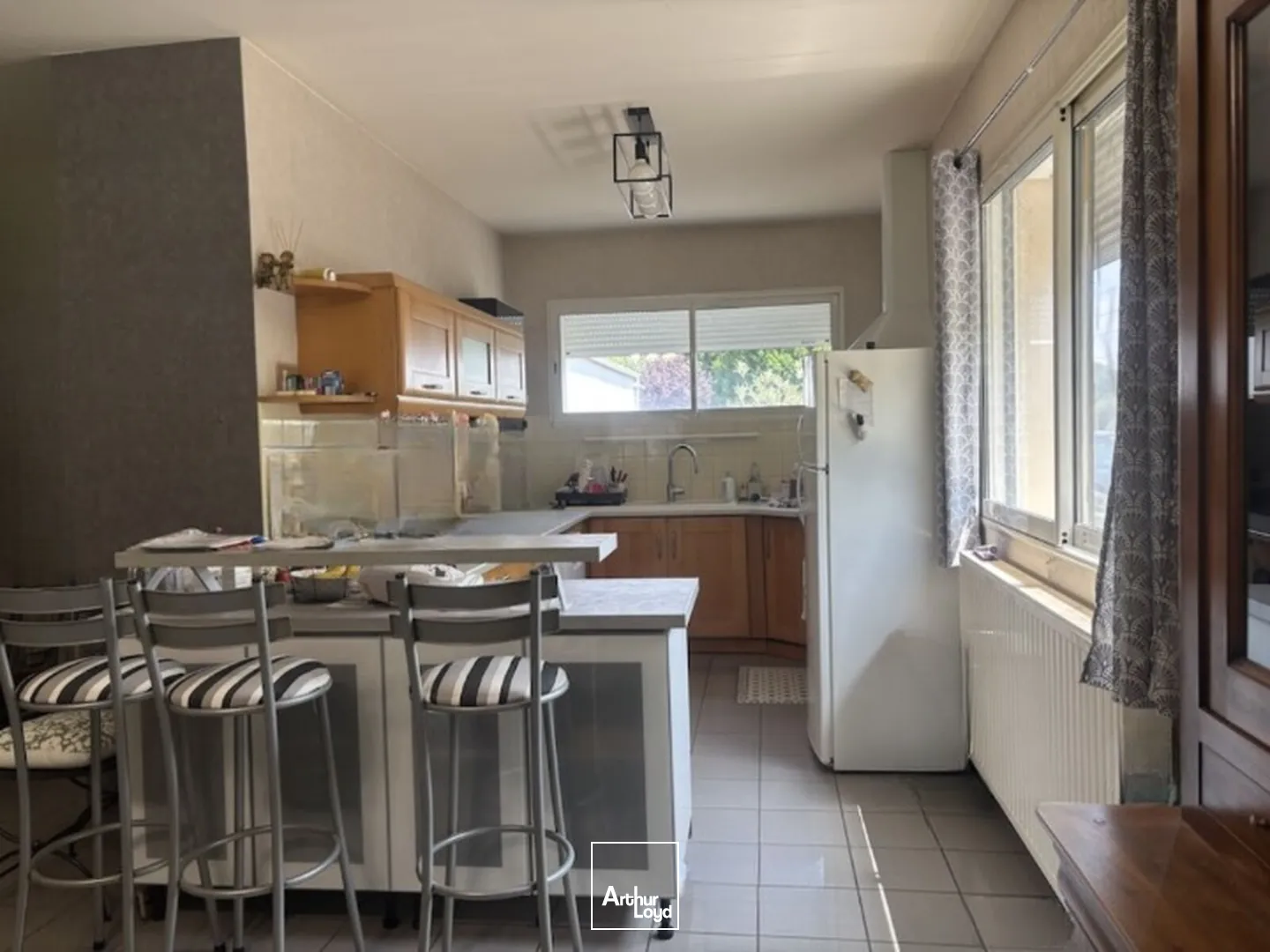 Locaux d'activité & Entrepôts - Vente - SAINT GENEST LERPT - 42530 - 612-612 - 7634793