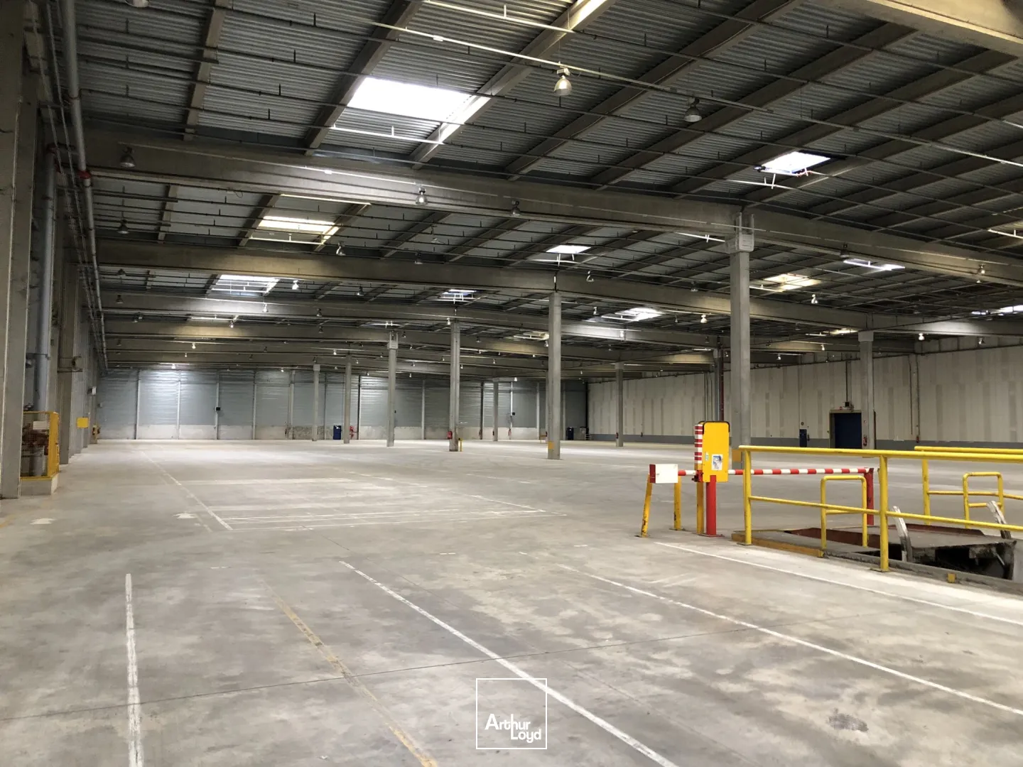 Locaux d'activité & Entrepôts - Location - ALLONNE - 60000 - 9994-30943 - 7634813