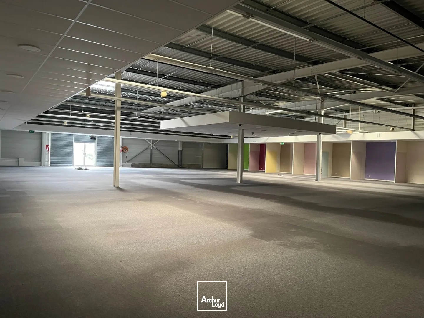 Locaux commerciaux - Location - SAINT MAXIMIN - 60740 - 1142-1142 - 7634821