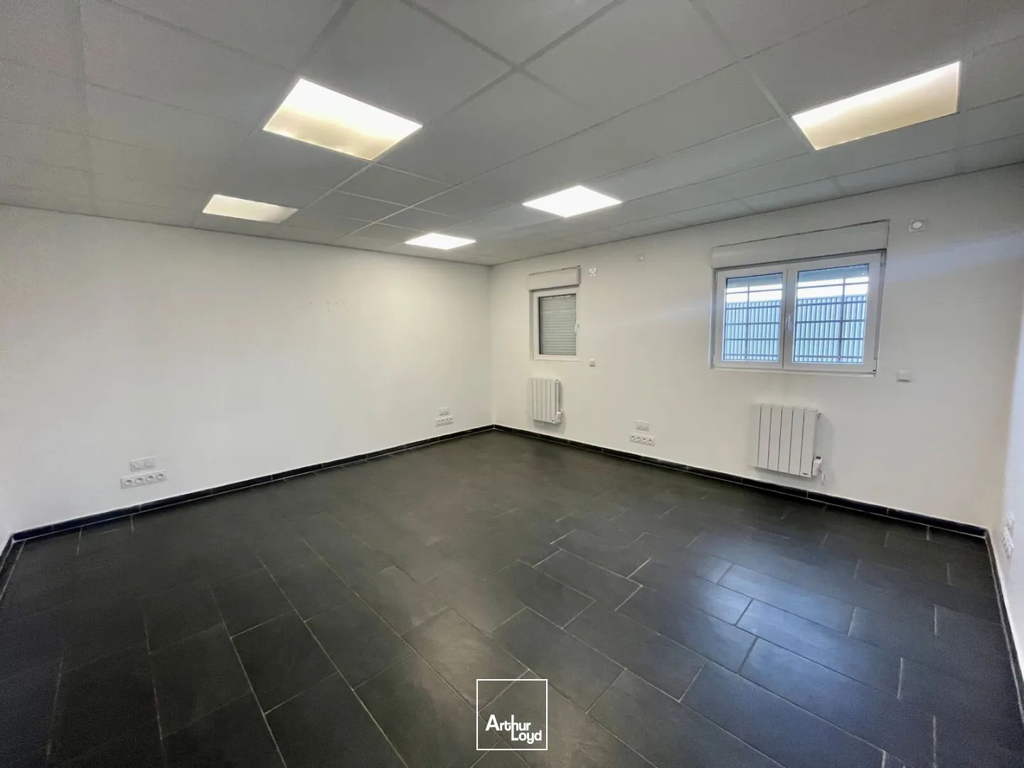 Locaux d'activité & Entrepôts - Location - BARENTIN - 76360 - 1674-1674 - 7634854