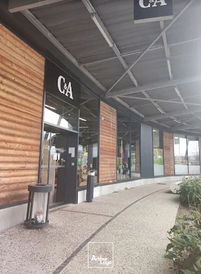 Locaux commerciaux - Location - LOUVROIL - 59720 - 1304-1304 - 7634935