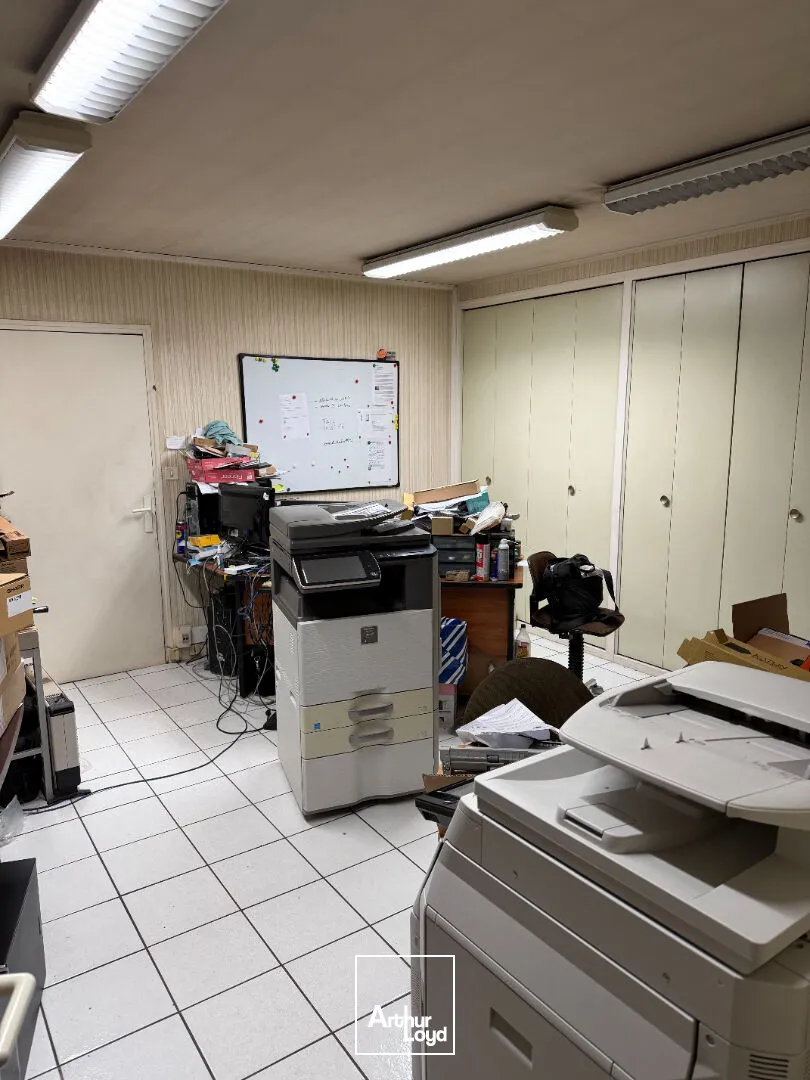 Locaux commerciaux - Location - LIMOGES - 87000 - 60-60 - 7635185