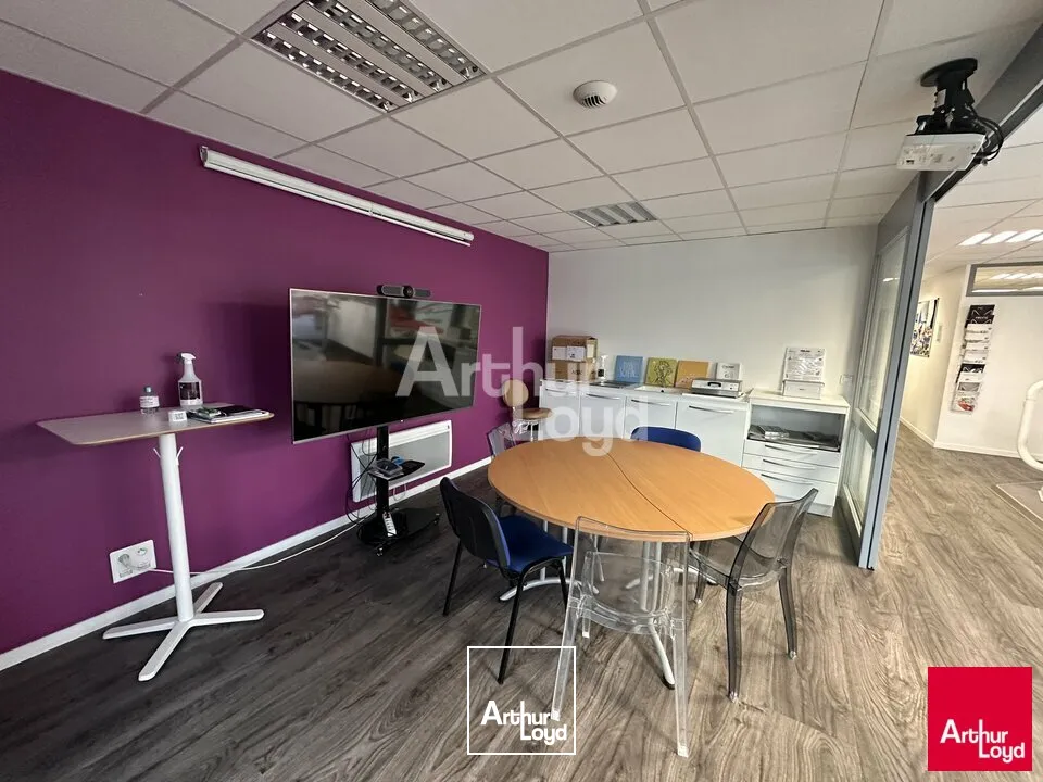 Locaux commerciaux - Location - LA CHAPELLE-DES-FOUGERETZ - 35520 - 170-170 - 7635299