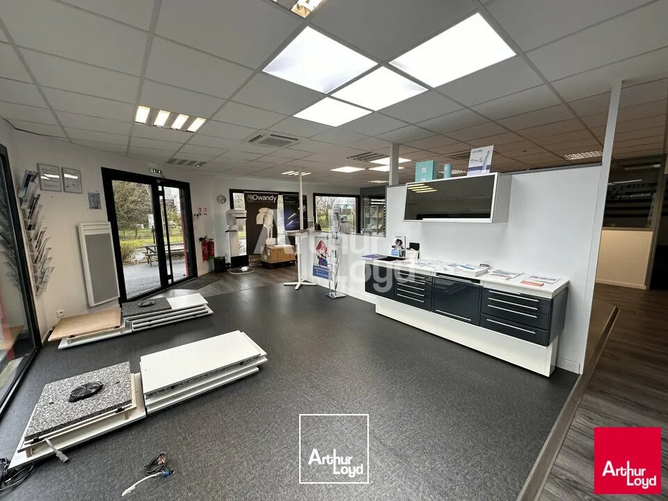 Locaux commerciaux - Location - LA CHAPELLE-DES-FOUGERETZ - 35520 - 170-170 - 7635297