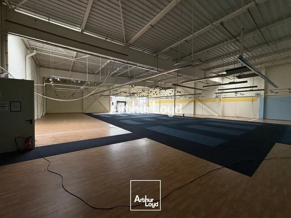 Locaux commerciaux - Location - SAINT DIZIER - 52100 - 867-867 - 7635332