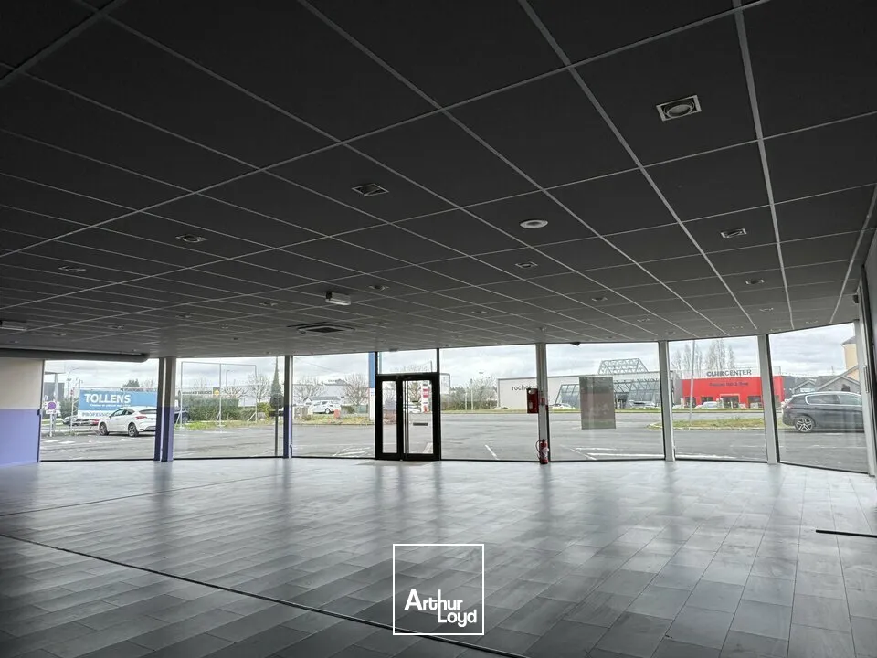 Locaux commerciaux - Location - CHAMBRAY LES TOURS - 37170 - 1000-1000 - 7635351