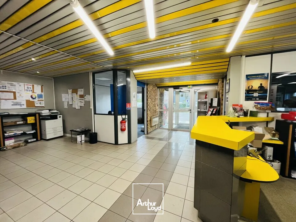 Locaux d'activité & Entrepôts - Location - GONFREVILLE-L'ORCHER - 76700 - 920-920 - 7635380