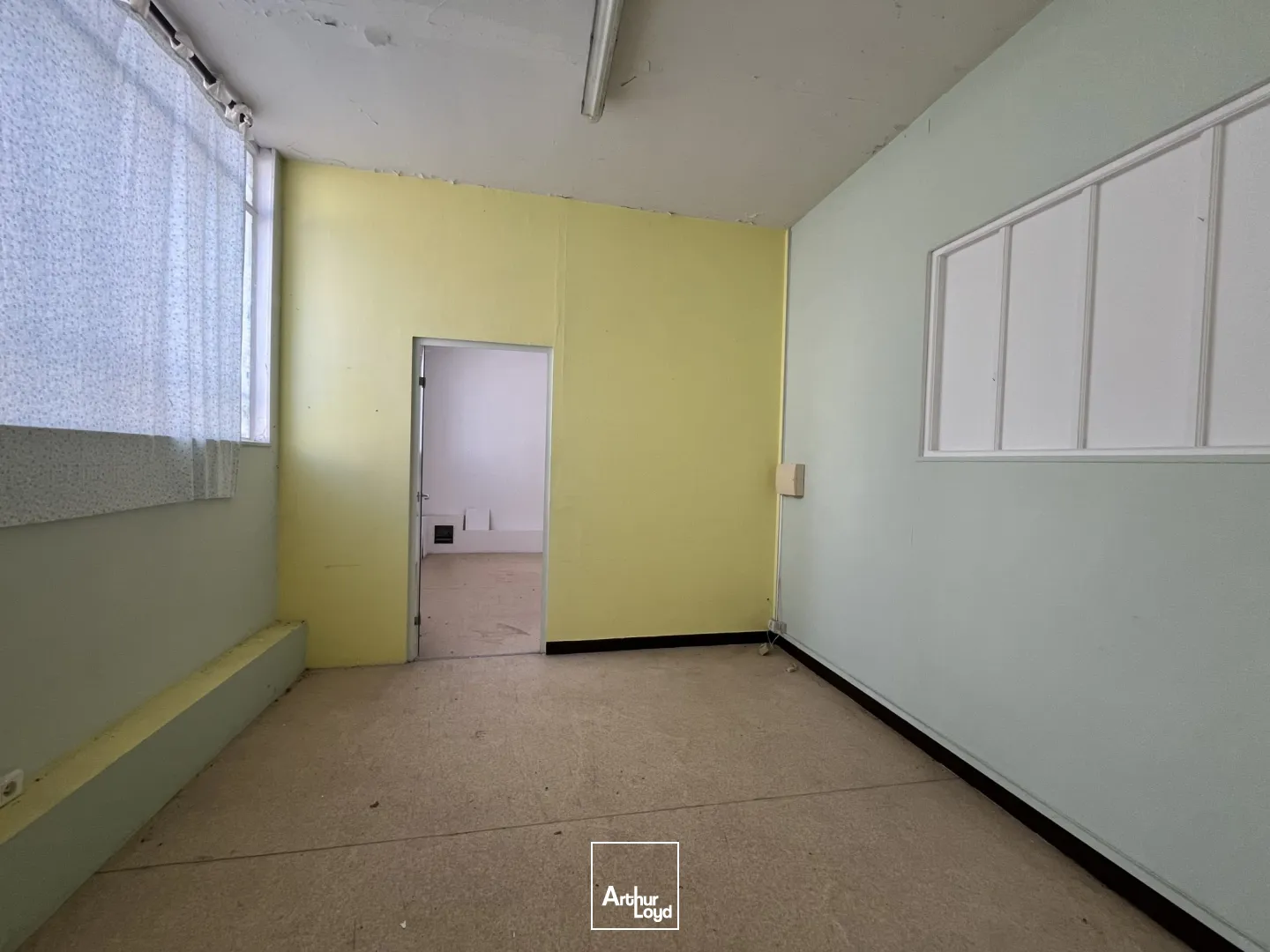 Locaux d'activité & Entrepôts - Vente - SAINT QUENTIN - 02100 - 580-580 - 7635510