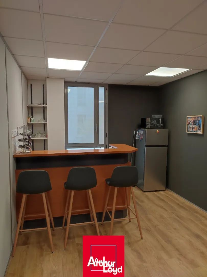 Bureaux - Location - LIMAS - 69400 - 96-96 - 7635620