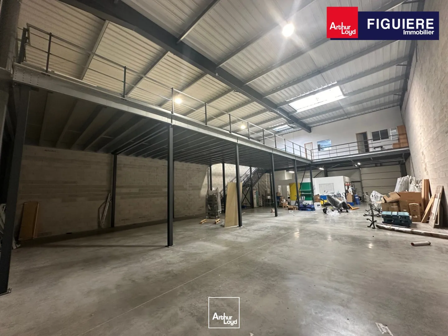 Locaux d'activité & Entrepôts - Location - MEYREUIL - 13590 - 493-493 - 7636190