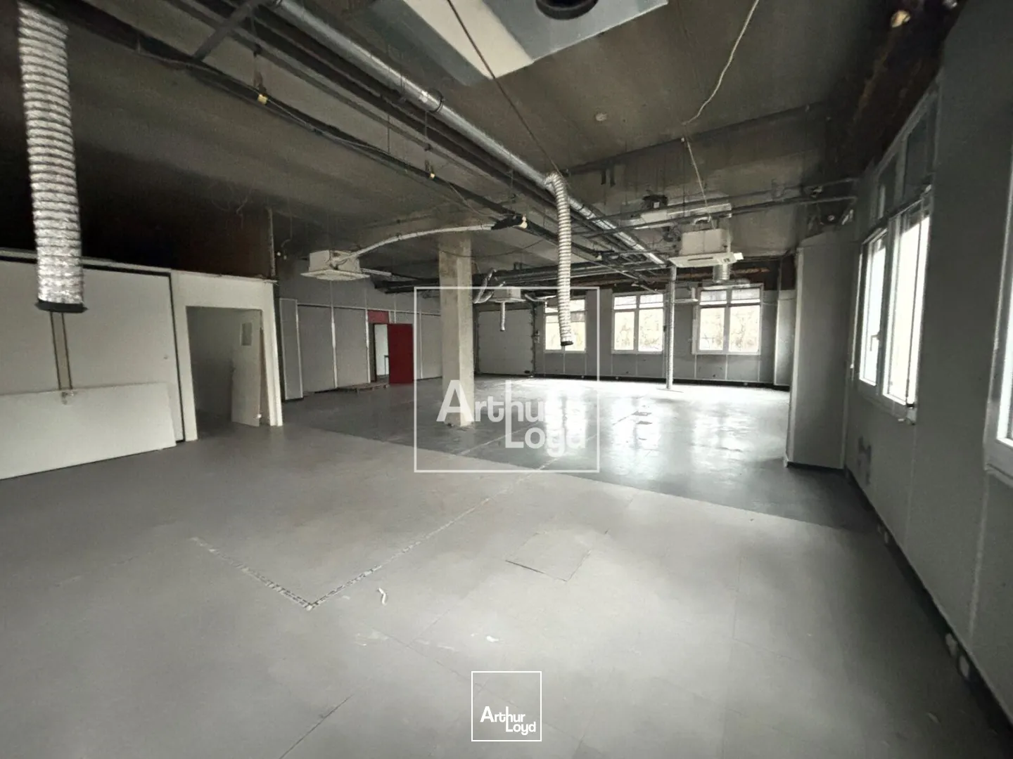 Locaux d'activité & Entrepôts - Location - MEYLAN - 38240 - 113.9-430.8 - 7636241