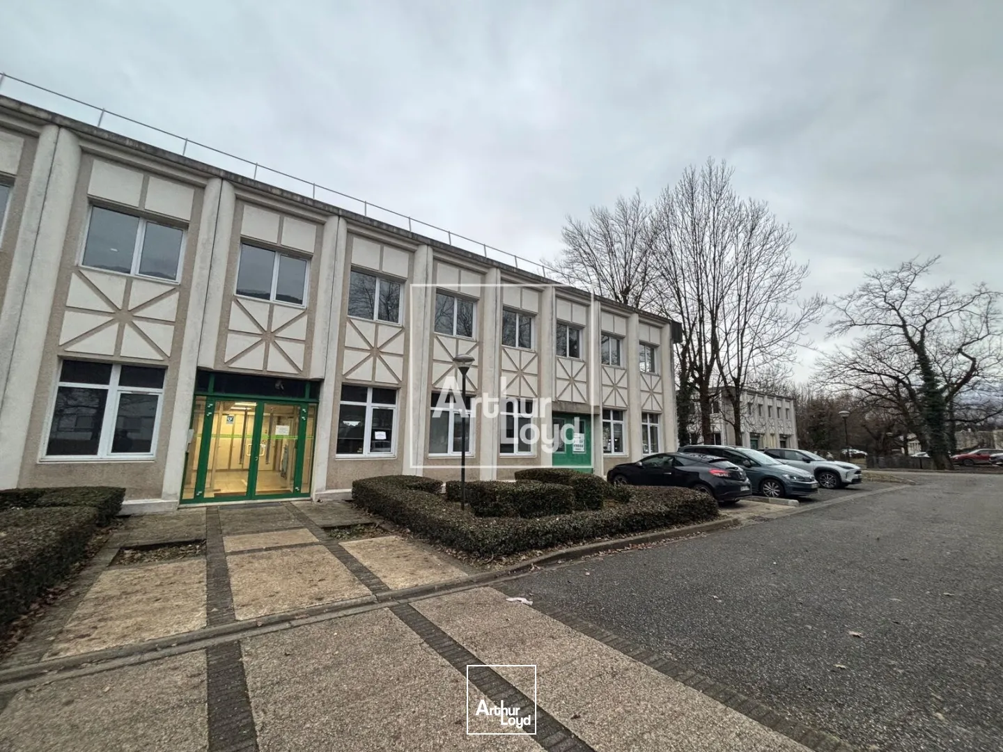 Locaux d'activité & Entrepôts - Location - MEYLAN - 38240 - 113.9-430.8 - 7636240