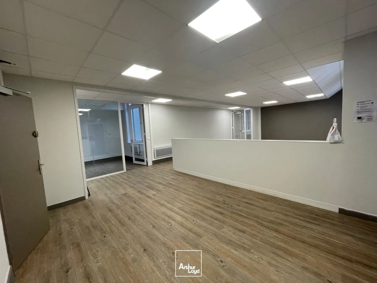 Bureaux - Location - LILLE - 59000 - 148-148 - 7636386