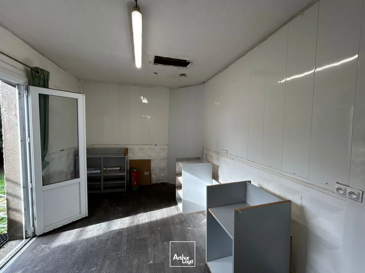 Locaux commerciaux - Location - SUCE SUR ERDRE - 44240 - 53-53 - 7636987